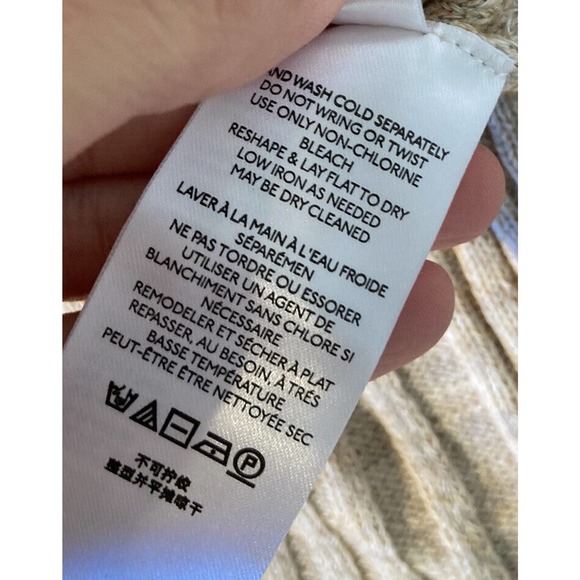 NWT Pilcro Women’s Beige Ribbed Sweater Vest Size XS MSRP $80 - Picture 5 of 8